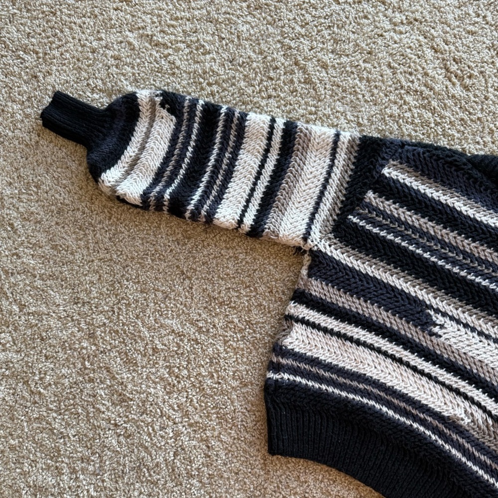 Z Supply Asheville Stripe Sweater in Black & Cream Medium - Picture 7 of 8
